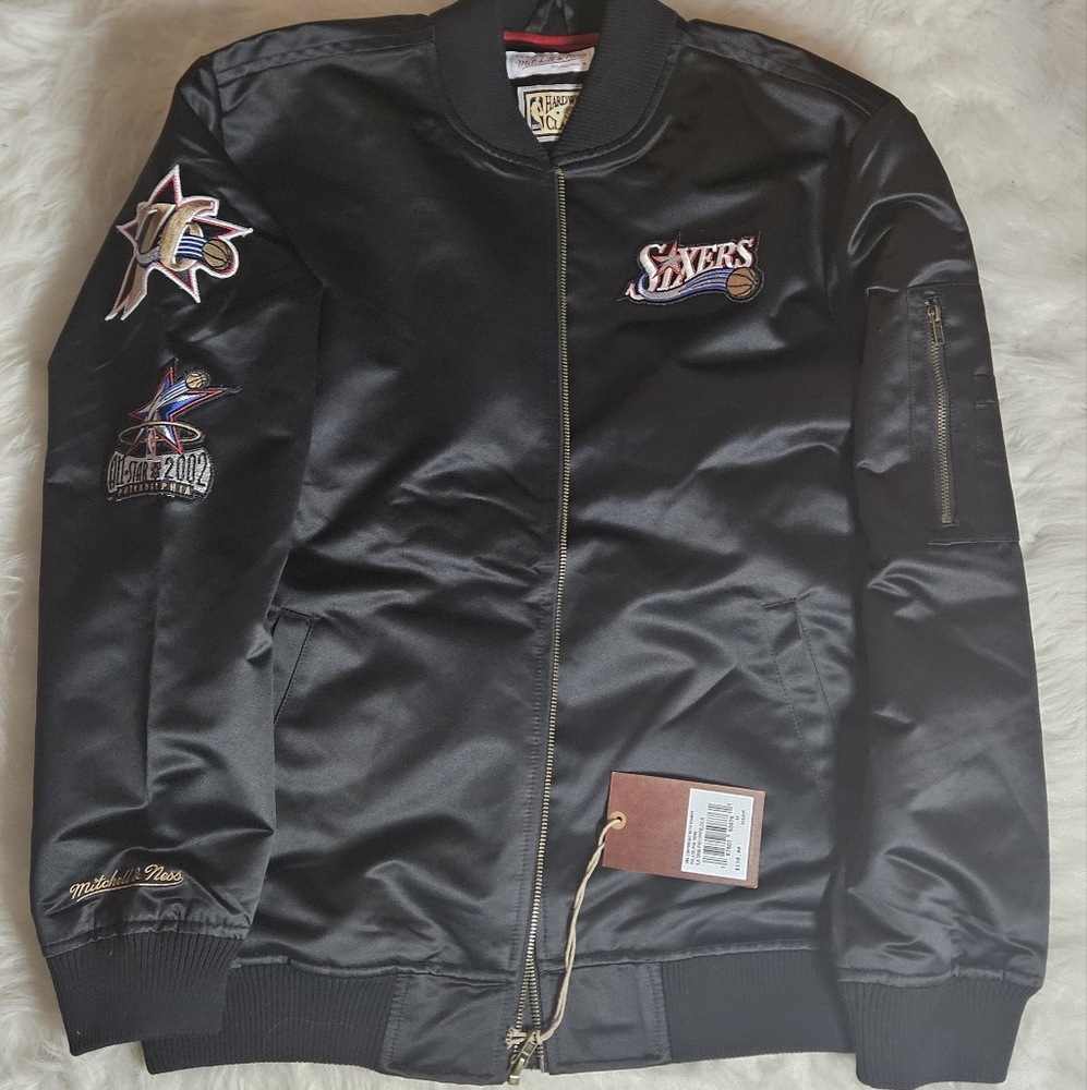 MITCHELL NESS PHILADELPHIA 76ERS LOGO SATIN BOMBER JACKET SZ M